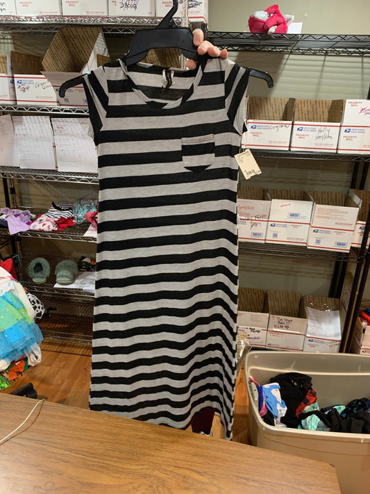 Resale Girls size 10 maxi