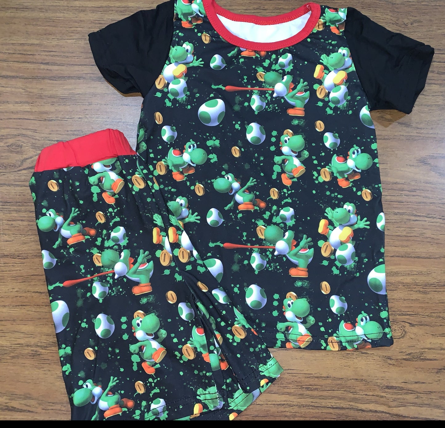 Yoshi Shorts Set